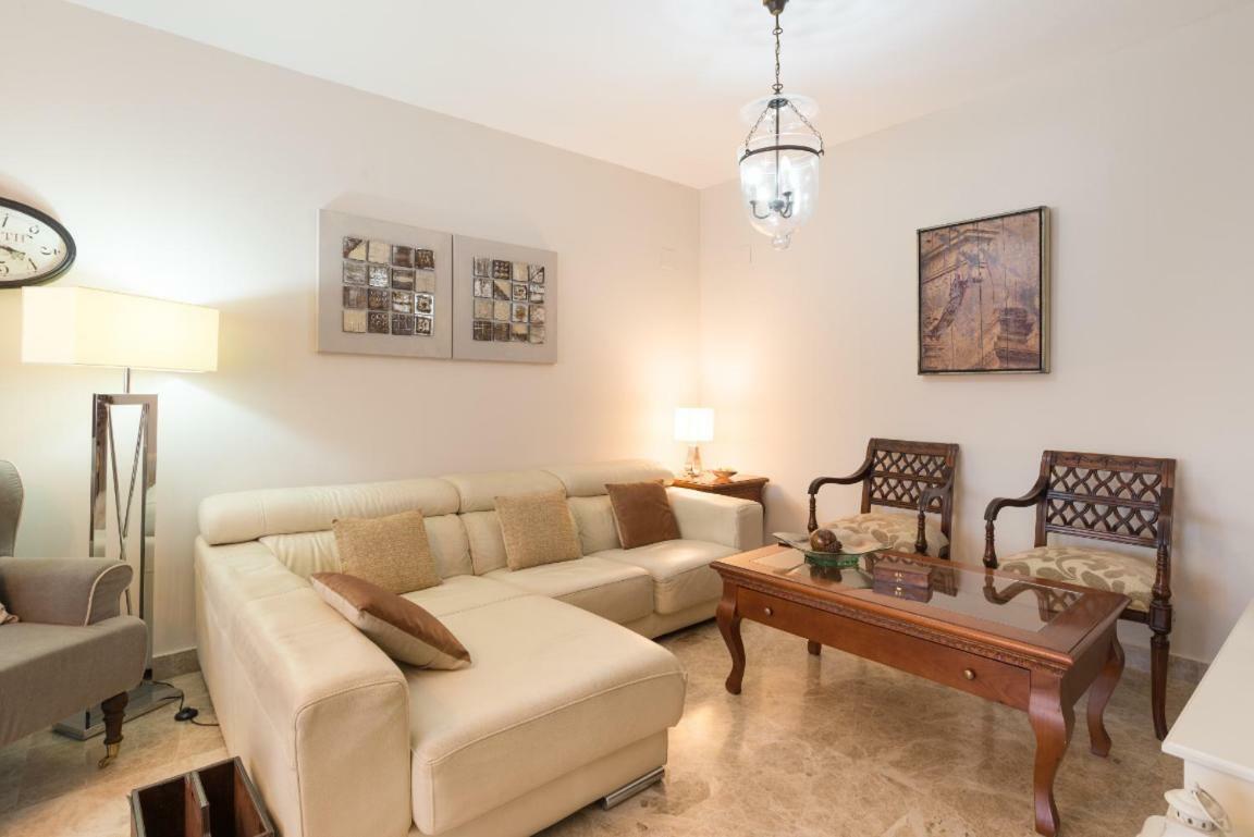 Keywise Perfect Location Next To Maria Zambrano Station, Central , Beach ,Pool And Free Parking Málaga Eksteriør billede