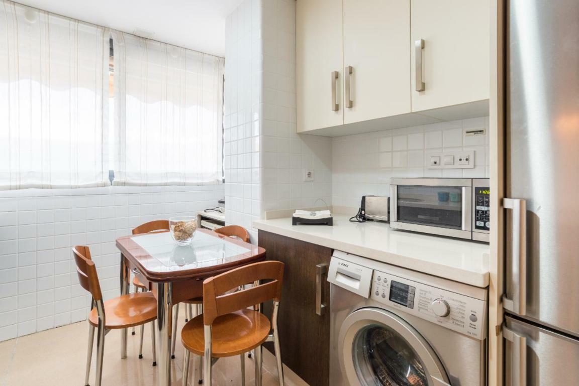 Keywise Perfect Location Next To Maria Zambrano Station, Central , Beach ,Pool And Free Parking Málaga Eksteriør billede