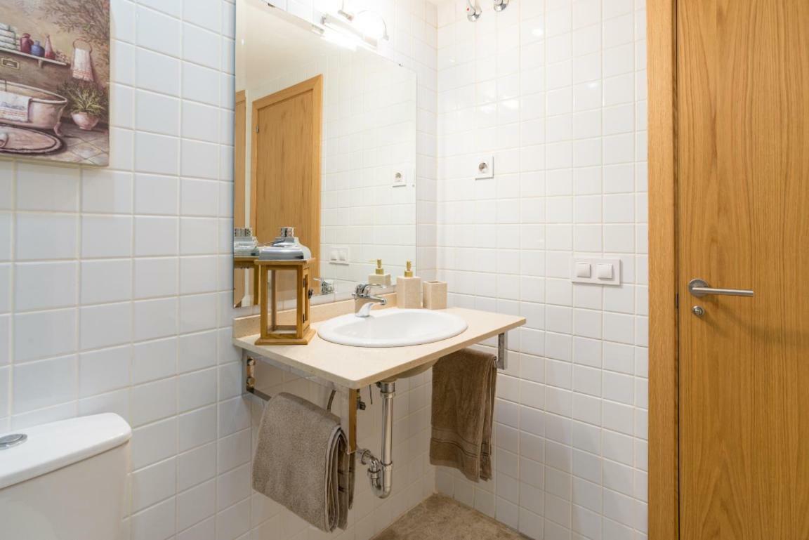 Keywise Perfect Location Next To Maria Zambrano Station, Central , Beach ,Pool And Free Parking Málaga Eksteriør billede
